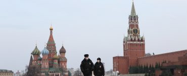 Kremeľ sa pripravuje na útok