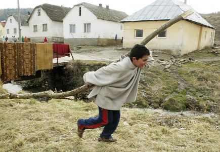 Diskriminácia Rómov podľa Amnesty International na Slovensku pretrváva.