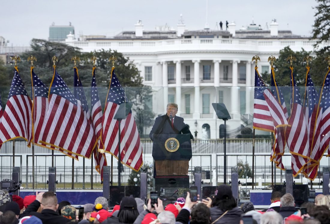 Nov&eacute; cl&aacute; na eur&oacute;pske aut&aacute;: USA tvrdia, že cieľom je &bdquo;obchodn&yacute; mier&ldquo; s E&Uacute;, nie eskal&aacute;cia sporu | Zahraničn&aacute; politika