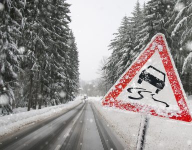 SHMÚ varuje pred poľadovicou