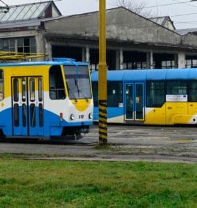 Električky v depe DPMK na Bardejovskej ulici v Košiciach.