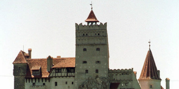 Na archívnej snímke hrad Bran 26. mája 2000 v rumunskej Transylvánii.