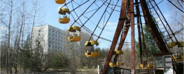 Na snímke lunapark v opustenom meste Pripjať, ktoré leží v blízkosti atómovej elektrárne, 18. apríla 2011.