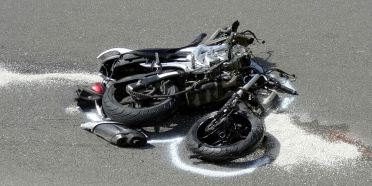Nehoda motocykla.