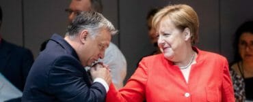 Zľava Viktor Orbán a Angela Merkelová.