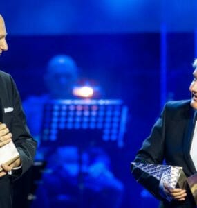 zľava Boris Klempa a Pavol Čekan si prebrali ocenenie