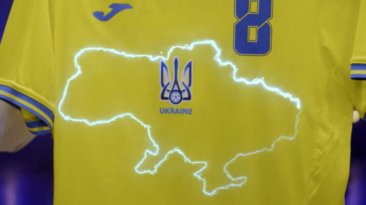 Na snímke nový dres ukrajinskej futbalovej reprezentácie na EURO 2020.