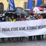 Protestný pochod za práva všetkých zamestnancov, ktorý usporiadala Konfederácia odborových zväzov (KOZ) Slovenskej republiky v Trenčíne