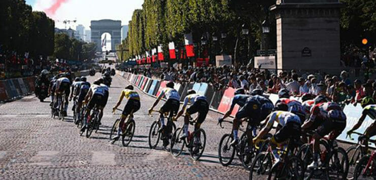 cyklisti na Tour de France