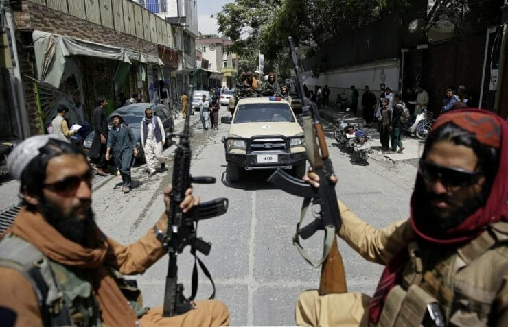 Pod velením Talibanu stúpol počet zabitých ľudí