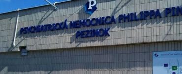 Psychiatrická nemocnica Philippa Pinela v Pezinku.