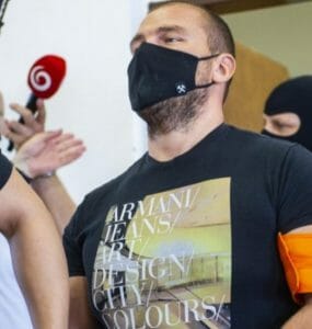 Svedok Matej Zeman počas hlavného pojednávania s obžalovaným bývalým špeciálnym prokurátorom Dušanom Kováčika.