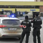 polícia počas kontroly na slovensko-maďarskom hraničnom priechode Milhosť – Tornyosnémeti