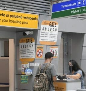 Na letisku v Košiciach.