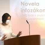 Ministerka spravodlivosti SR Mária Kolíková počas tlačovej konferencie k Novele zákona o slobodnom prístupe k informáciám 29. novembra 2021 v Bratislave.