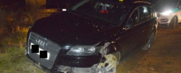Vozidlo, ktorým mladík vo Vikartovciach zrazil a usmrtil chodkyňu.