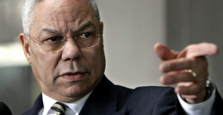Colin Powell na snímke z novebra 2004.