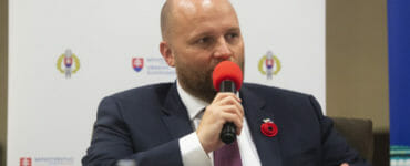 Minister obrany Jaroslav Naď (OĽANO).