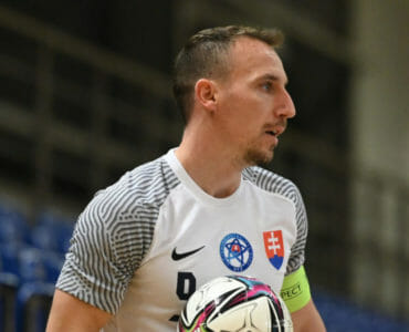 Kapitán futsalistov Slovenska Peter Kozár.