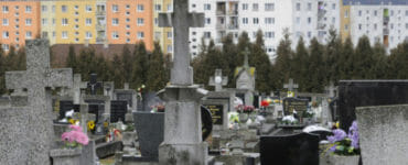Na ilustračnej snímke cintorín v Prešove.