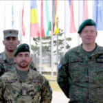 Spojeneckí vojaci NATO z videa Ozbrojených síl SR.