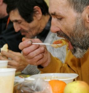 Vianočné stretnutie pre ľudí bez domova