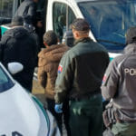 Piatich nelegálnych migrantov zo Sýrie objavila polícia počas utorňajšej (22. 2.) kontroly v Štúrove.