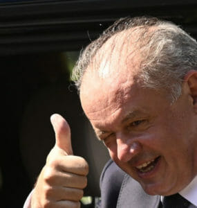 Andrej Kiska odchádza zo snemu Za ľudí po tom, ako ho 8. augusta 2020 v Trenčianskych Tepliciach nahradila Veronika Remišová.