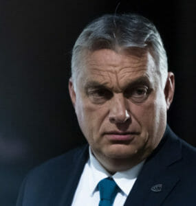 Toto nie je biznis!