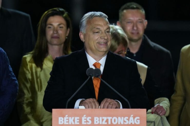Podpora Fideszu neklesá