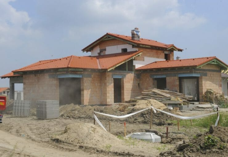Výstavba rodinných domov v Moste pri Bratislave, časť Studené.