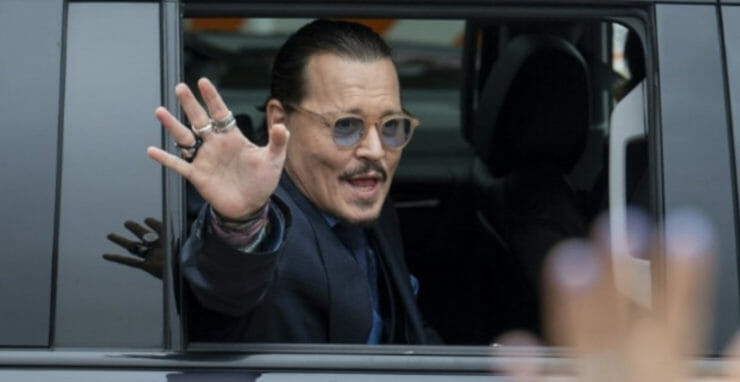 Na archívnej snímke Johnny Depp.