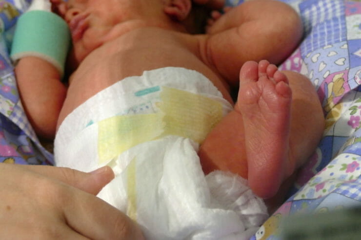Na ilustračnej snímke bábätko po narodení.