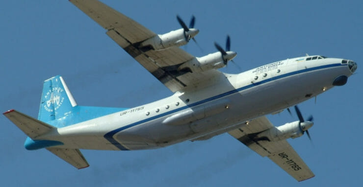 Na ilustračnej snímke lietadlo typu Antonov An-12B
