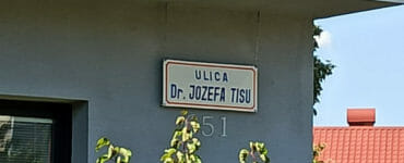 Na snímke Ulica Dr. Jozefa Tisu vo Varíne 19. júla 2022.