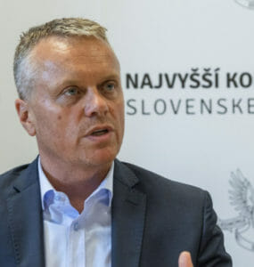Predseda Najvyššieho kontrolného úradu Ľubomír Andrassy.