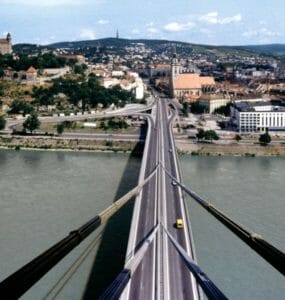 Mesto Bratislava sa zapája do iniciatívy k Svetovému dňu detí, ktorý pripadá na 20. novembra.