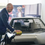 Športový osobný automobil značky Ford, ktorý kedysi patril britskej princeznej Diane, vydražili za 737.000 libier (871.000 eur) v sobotu 27. augusta 2022.