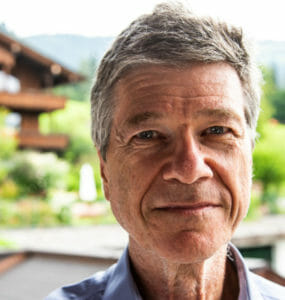 Jeffrey D. Sachs., ekonóm, publicista,