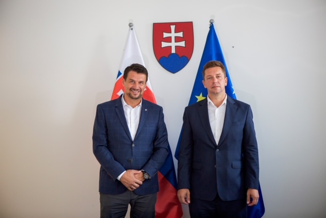 Stretnutie ministra Andreja doležala s kandidátom na primátora Trnavy Branislavom Barošom