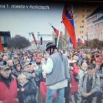 Snímka z videa zachytávajúca občanov na proteste Slovensko na 1.mieste