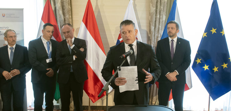 rokovanie ministrov, spoločný boj proti migrácii, Mikukec, Rakúšan
