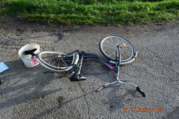 Zdemolovaný bicykel po tragickej nehode.