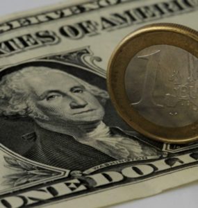 Euro sa posilnilo
