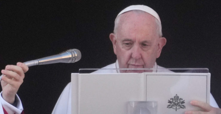 Pápež posiela posolstvo z nemocnice