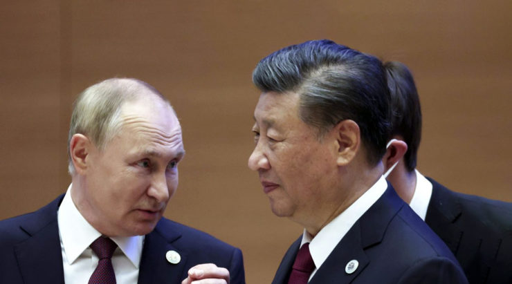 Putin popiera špekulácie Západu