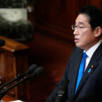 Japonský parlament v januári privítal premiéra Fumio Kišida. Tento týždeň zasa odobral mandát permanentne chýbajúcemu poslancovi.