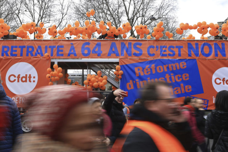 Štrajk vo Francúzsku proti dôchodkovej reforme