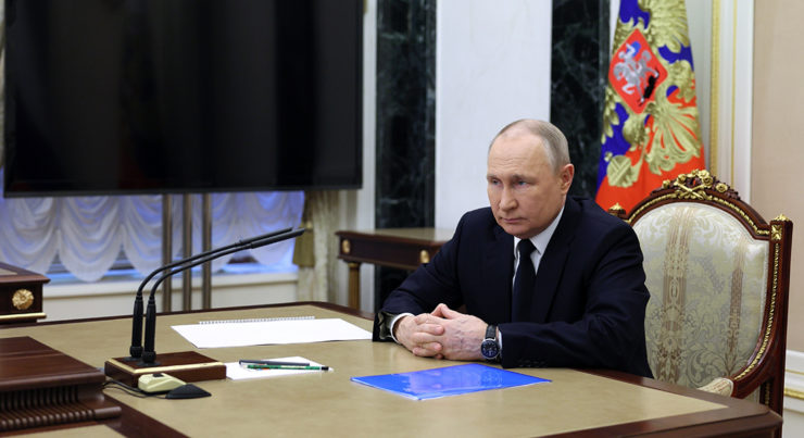 Ruský prezident Vladimir Putin v stredu obvinil západné spravodajské služby z toho, že Ukrajine pomohli zosnovať "teroristické útoky" v Rusku.