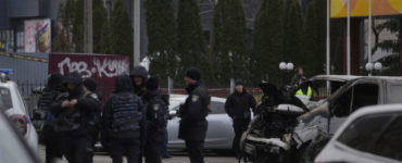 Ukrajinský prezident Volodymyr Zelenskyj vo štvrtok oznámil, že Rusko v noci na štvrtok vypálilo 81 striel na ciele na území Ukrajiny